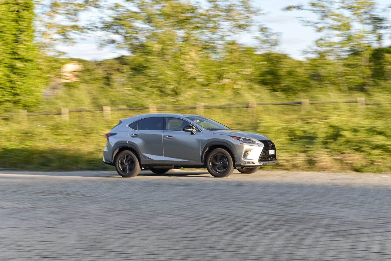Lexus NX300h: la prova su strada