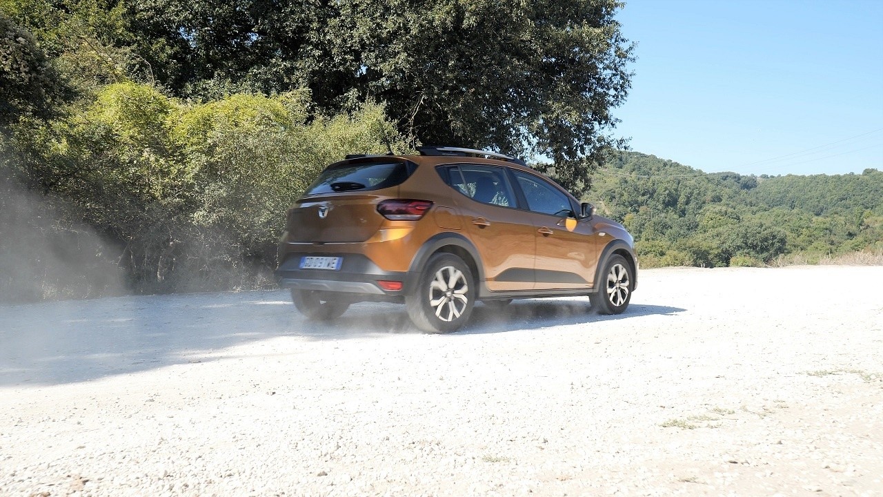 Dacia Sandero Stepway: la prova su strada