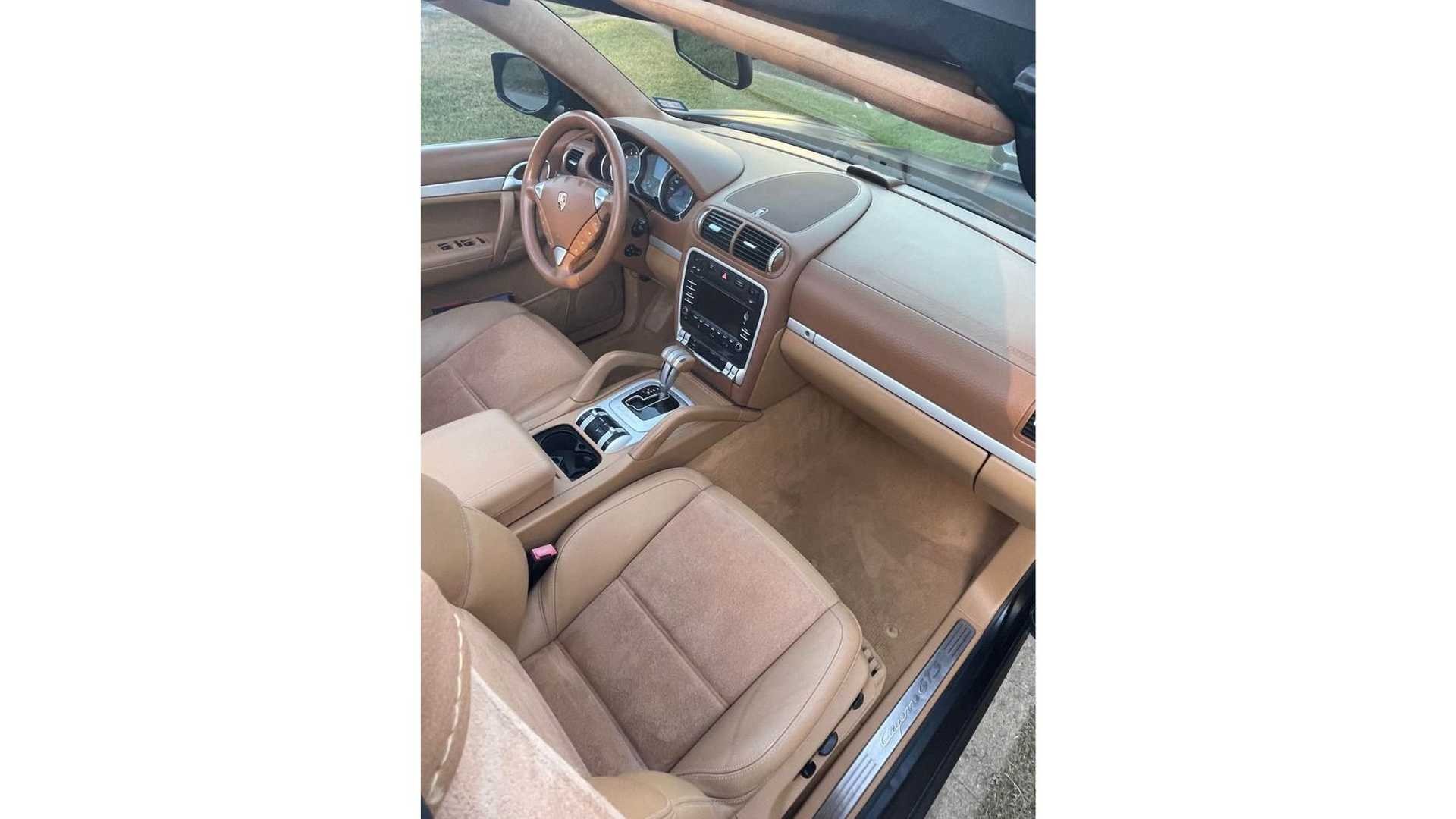 Porsche Cayenne GTS "Cabrio": le immagini ufficiali