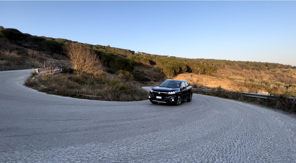 Suzuki S-Cross 1.4 Hybrid: la prova su strada