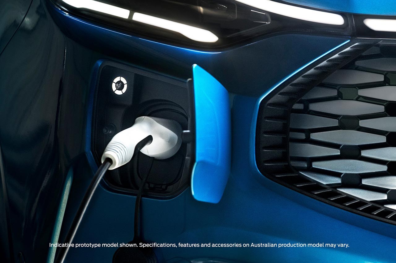 Ford Transit Custom: le foto