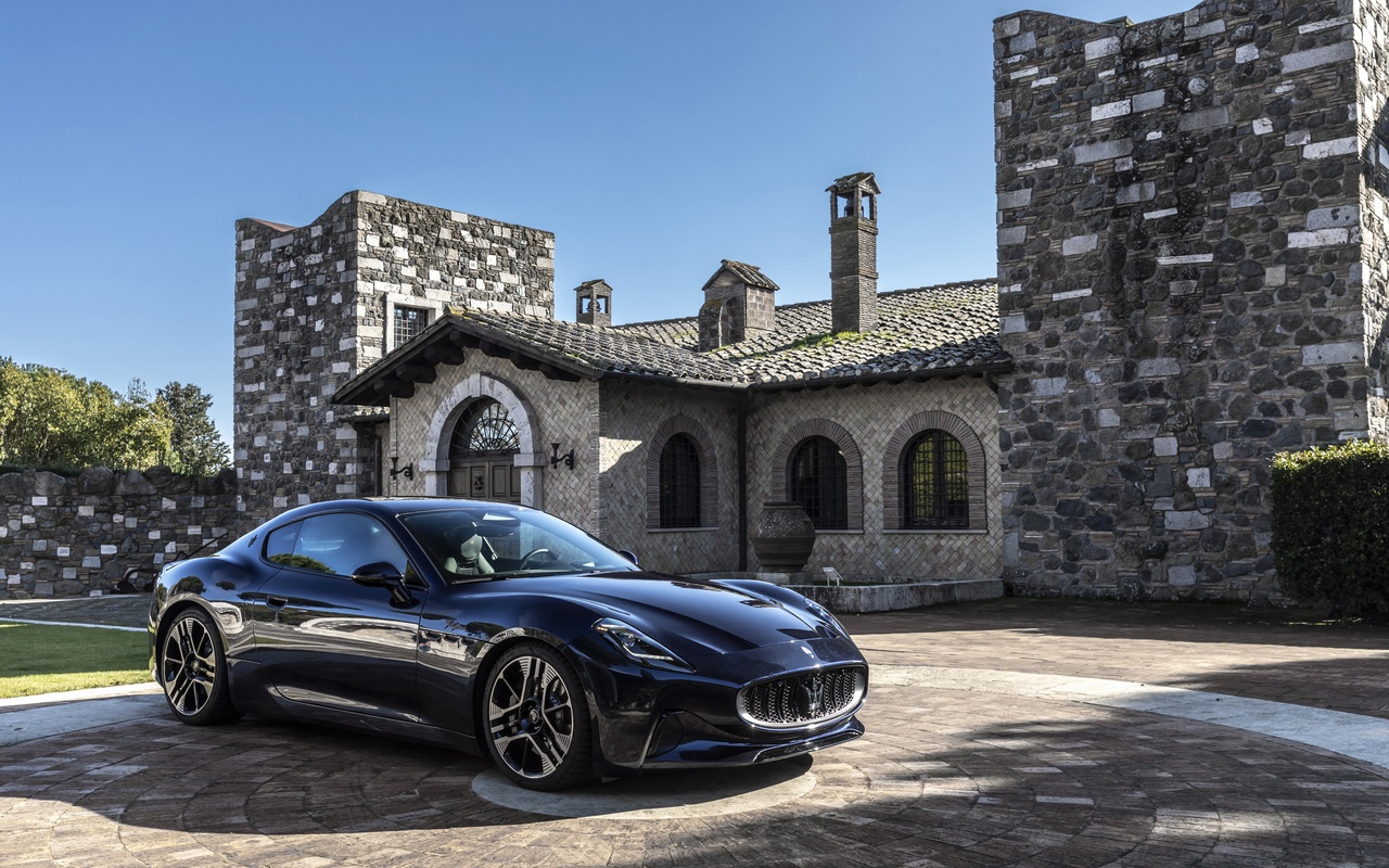 Maserati GranTurismo Folgore: le immagini ufficiali